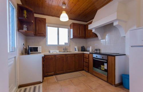 Casa da Vigia, Seaview House - sleeps 8 people - Photo 9