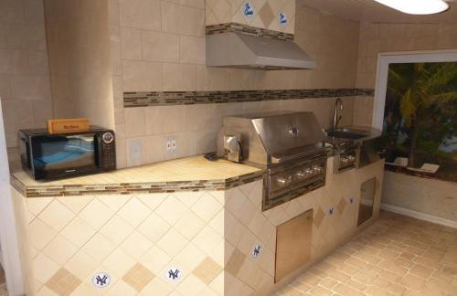 Perfecto Mundo 7, Orlando Area 6BR-2MB-3BR Indoor Pool, Ping Pong, Jacuzzi, Disney - Foto 34