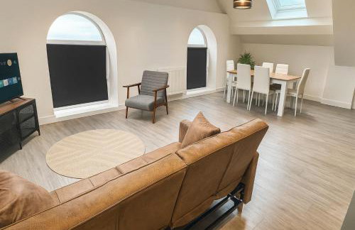 Kehoe's Penthouse Near Etihad Stadium & Coop Live Arena Sleeps 4 - Foto 2