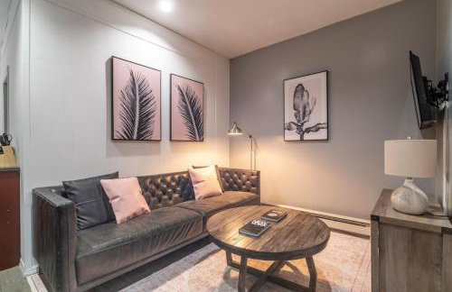Central NYC 3BR Home Steps from Times Square & Transit - Foto 2
