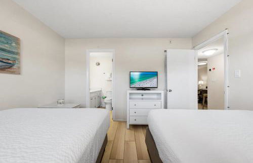 Palm Bay Club by Beachside Management - Photo 86