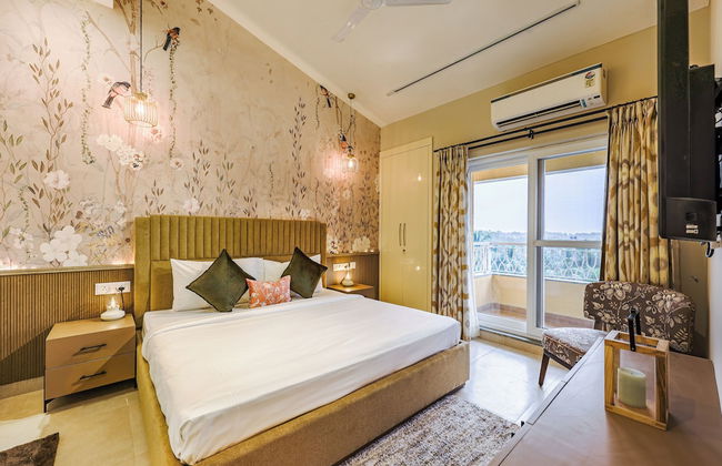 Alaya Stays Veera Serina 3 BHK with Pool - Foto 10