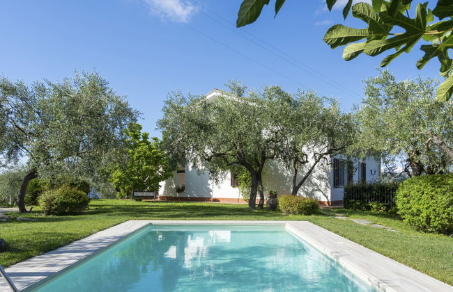 8 bedroom House in Diano Castello with private pool and garden - Photo 5