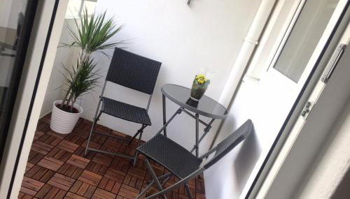 Apartment STERNE - Parkplätze, Tram & Supermarkt direkt vor der Tür - Foto 2