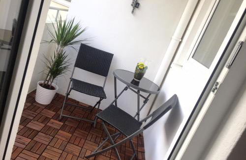 Apartment STERNE - Parkplätze, Tram & Supermarkt direkt vor der Tür - Foto 2