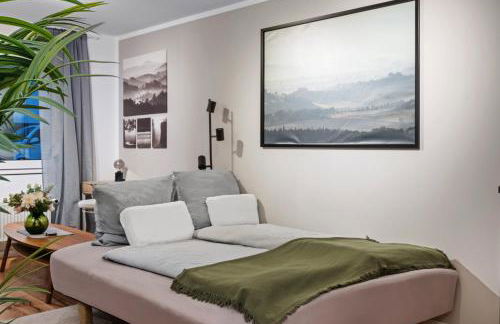 EDLER WOHNRAUM Elegantes Apartment mit Balkon, Boxspringbett, Kaffeevollautomat, Lift & Parkplatz - Foto 12