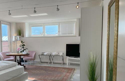 Artist House - Photo 54