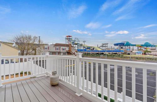 Steps From Beach & Boardwalk, Ocean Views with 5 Decks, 3 Cars - Foto 67