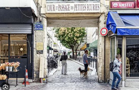 Lovely Central Paris Apartment with Rooftop View - Foto 48