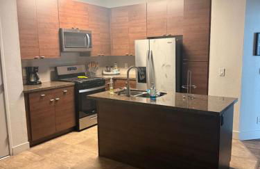 Villa Marina - AMAZING Modern, Spacious, Stylish 2 Master Suites in CENTRAL Marina Del Rey - Photo 15