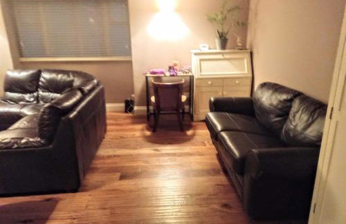 Elegant & spacious parkside 2-bedroom 2-bathroom flat in period building facing Blackheath - parking, great Greenwich location, easy for O2 Arena and City, very near Marathon start line! - Foto 8