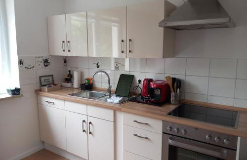 City Apartment 1#Netflix &Wlan &Kingsize Bett &Kaffee Maschine & Zentral & 500m Innenhafen & 2 min U Bahn - Photo 28