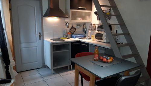 Petit maison avec jardin - Photo 2