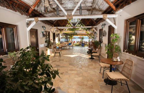 Lava Beach Suites - Foto 18