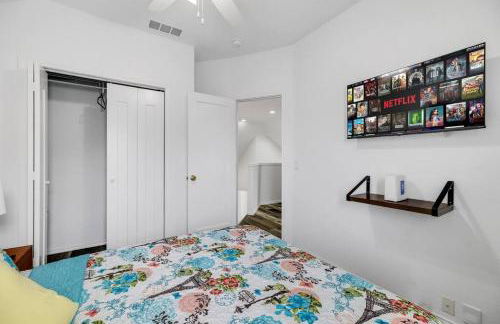 Frisco Resort Style Home w/Spa - Foto 29