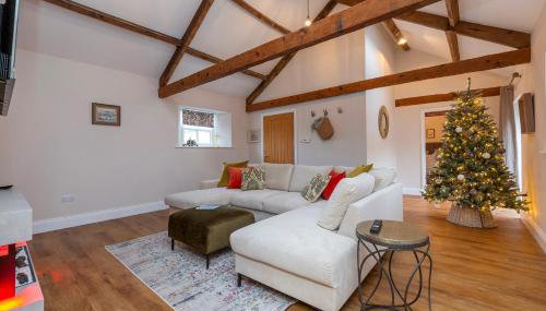 Luxury Barn - Hot Tub, Views, Stunning Location! - Pass the Keys - Foto 2, Other