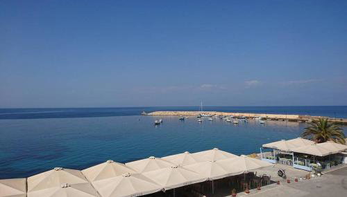 KORONI MARE -Sea view apartment/διαμέρισμα με θέα στην θάλασσα - Photo 4