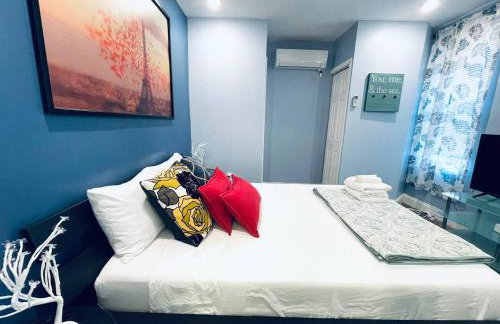 Rittenhouse Square near Kimmel Center Studio Suite - Photo 3