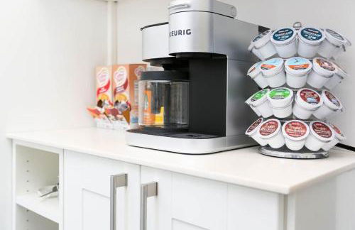 2BR 2BTH with Private Pool Riverwalk Downtown - Foto 2