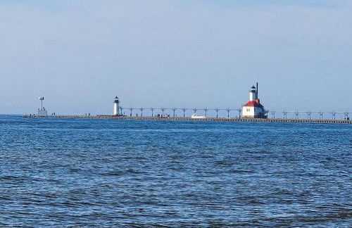 Riverside Retreat - Photo 24