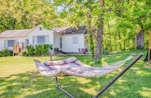 Redwing Farm Cottage - Mountain Views and Firepit! - Foto 14