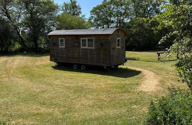Mountbatten Shepherds hut & Buckhurst Shepherds hut - Photo 41