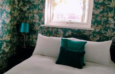 Garden Apartment Morpeth- with lockable bike storage! - Foto 6