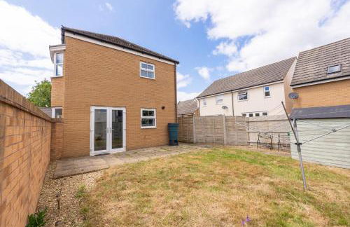 Large Modern Home, Free Parking, Families and Contractors Welcome - Foto 28