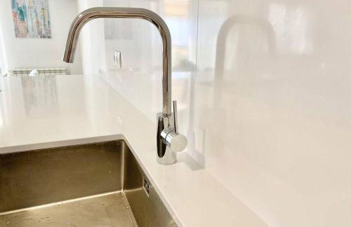 Ático con Vistas al Mar a un Paso del Centro - Foto 62