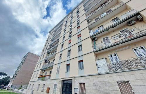 Brand New Modern Apt 2 Stops to Colosseum - Photo 24