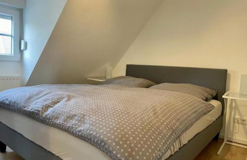 Ruhiges und citynahes Dachgeschoss-Nest - Foto 7