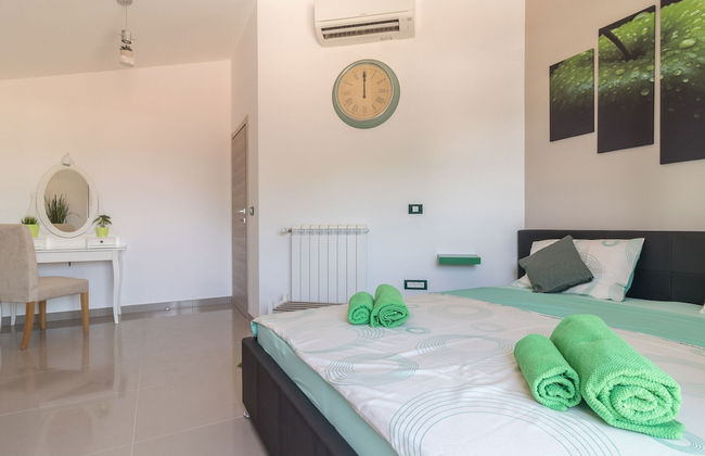 Villa in Pula With Pool Near Roman Arena - Photo 5