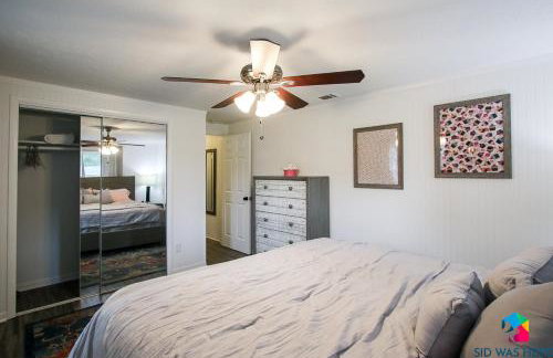 Cake By The Ocean Electric Recliners-Minutes From I-95 And Pembroke - Photo 27