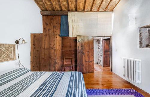 Home Slow between Sea and Olive Trees, Terrace and Tranquility in the Village of Seneghe - Foto 3