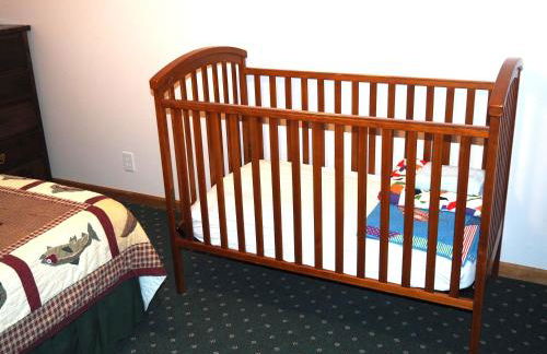 The Hilltop Retreat - Peaceful with Great Views! - Foto 45