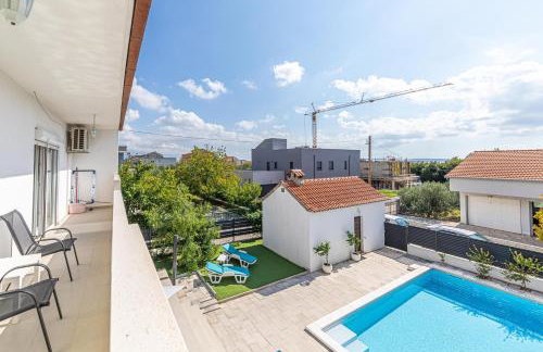 Apartman Luci - Private Heated pool - Photo 25