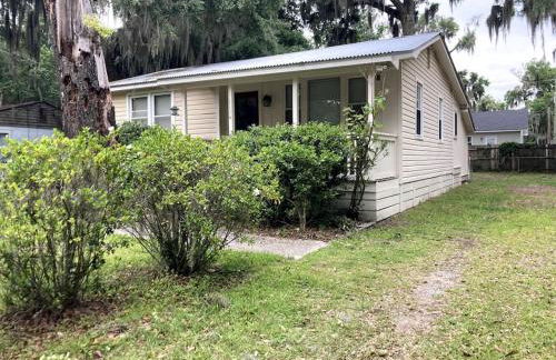 Walk to Bay Street and Historic Downtown Beaufort! Close to Parris Island MCRD!! - Photo 14