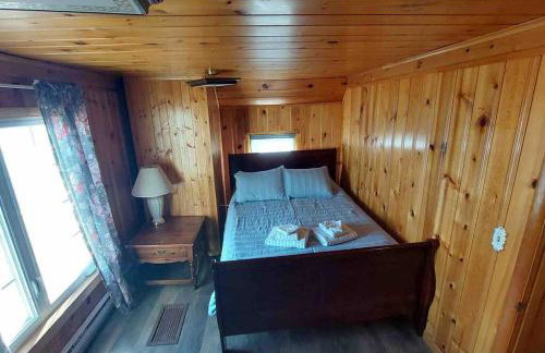 Riverside Cabin with Private Fishing Access! - Foto 10