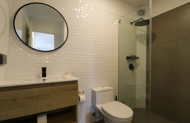 w Elegant 2BR With Balcony in San Isidro - Foto 18