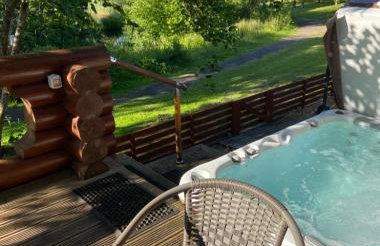 Laura's Lodge Hot Tub Log Cabin, Felmoor Park, Morpeth, Northumberland - Photo 3