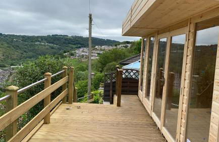 The Crest Hillside Retreat With Hot Tub - Foto 10