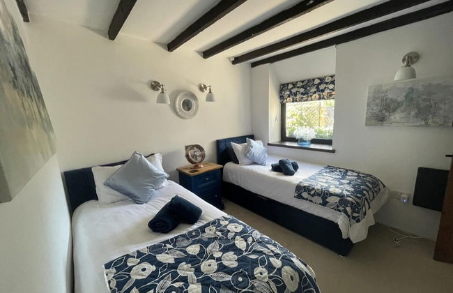 Stunning 4 Bed Pet Friendly Cottage With Hot Tub - Foto 8