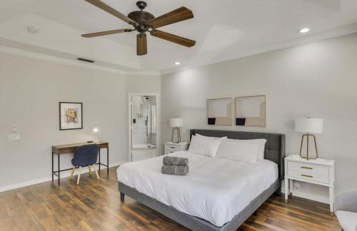 Spacious and Luxury Home w Cinema Room and Pool - Foto 4