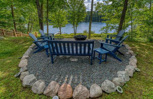 Martha Lake Retreat in Mercer WI - Foto 45