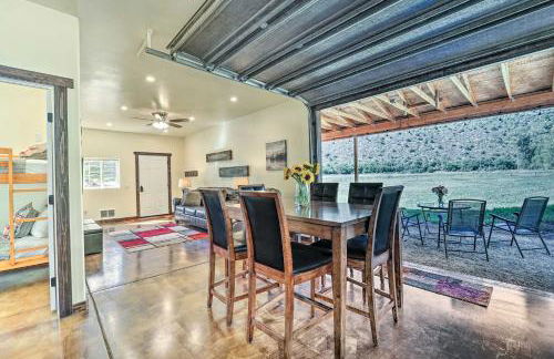 Serene Dolores Cabin with Patio and River Access! - Foto 3