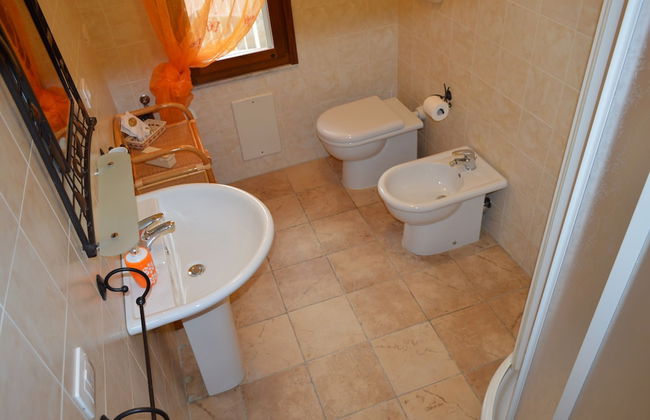 Butterfly Accommodation - Photo 35