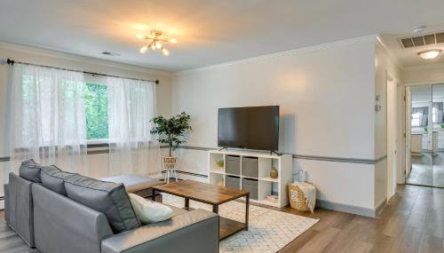 Pasadena Hideaway with Game Room and Fire Pit! - Foto 5