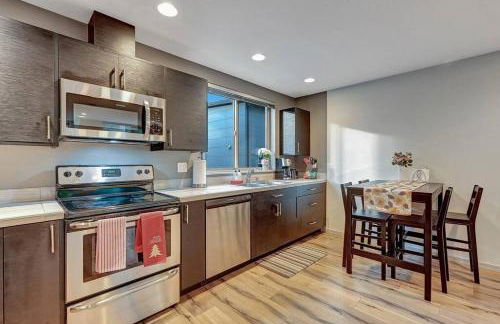 Modern 3 BR Townhouse just steps to Alki Beach - Foto 12