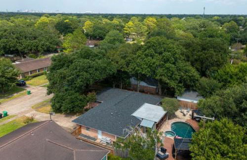 Bamboo Lagoon, Poolside Firelight, Jacuzzi and BBQ - Foto 45