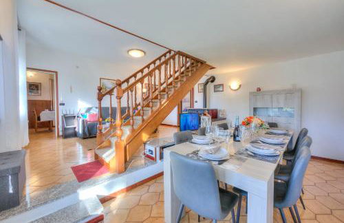 Cedar House Villa Few Minutes From Lake - Happy Rentals - Foto 14